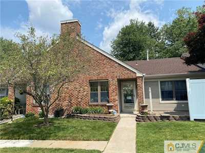 340 Wycoff Way #340 East Brunswick, NJ 08816