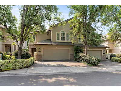 4954 Mulholland DR Lake Oswego, OR 97035
