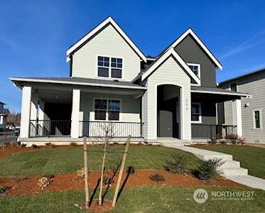 554 SW 99th Place #38 Seattle, WA 98106
