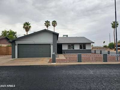 3927 W Dalphin Road Phoenix, AZ 85051