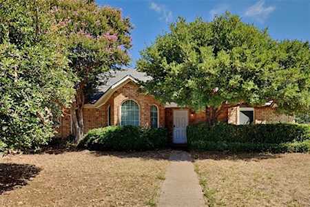 4006 Kingsferry Drive Arlington, TX 76016