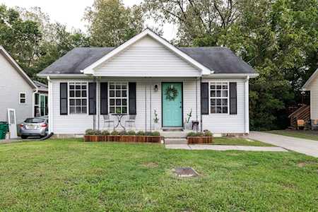 2513 Slaydon Dr Nashville, TN 37207