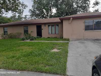 11454 Manatee DR Jacksonville, FL 32218