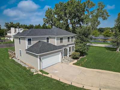1060 N Park Ave Palatine, IL 60067