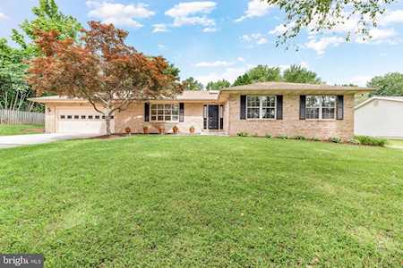 2100 Clearview Dr Owings, MD 20736