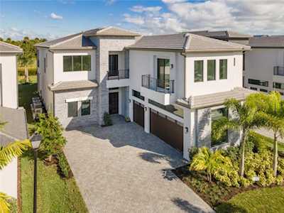 17057 Cappuccino Way Boca Raton, FL 33496