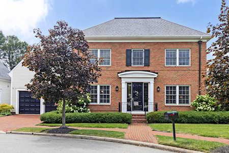 37 Pickett Place New Albany, OH 43054