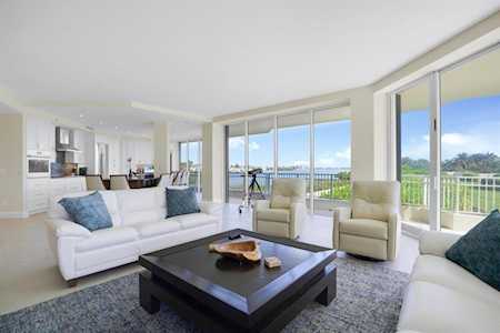 425 Beach Road #2o Tequesta, FL 33469