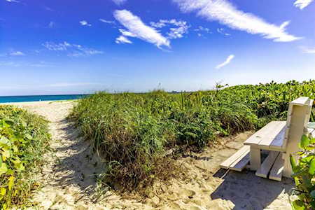 3600 N Ocean Drive #122 Singer Island, FL 33404