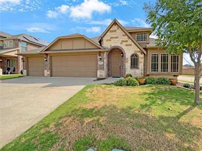 1025 Ponderosa Drive Aubrey, TX 76227