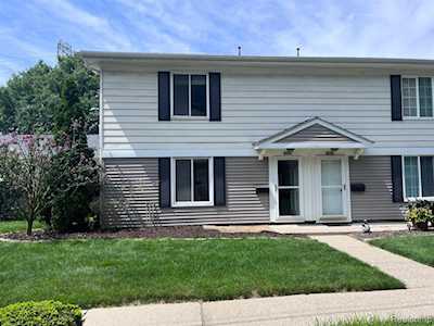 38068 Sherwood St Westland, MI 48185