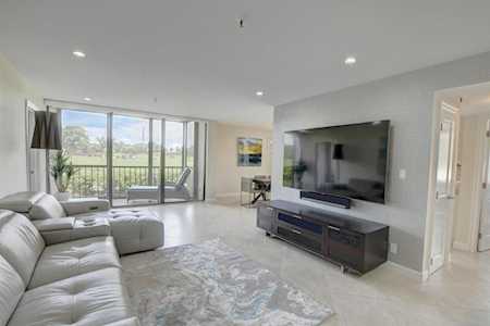 7802 Lakeside Boulevard #715 Boca Raton, FL 33434