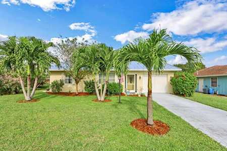 8003 SE Carlton Street Hobe Sound, FL 33455