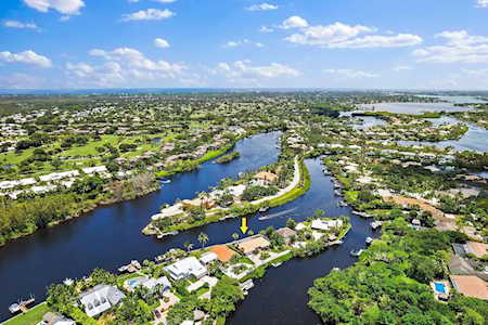 8667 SE Merritt Way Jupiter, FL 33458