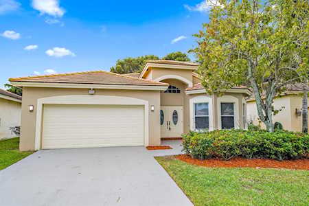6340 Harbour Club Drive Lake Worth, FL 33467
