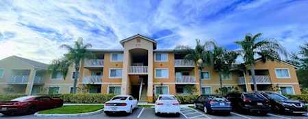 271 SW Palm Drive #103 Port St Lucie, FL 34986