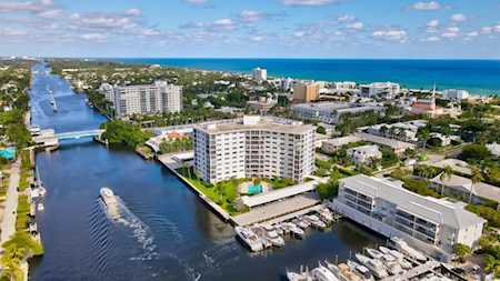 86 Macfarlane Drive #7e Delray Beach, FL 33483