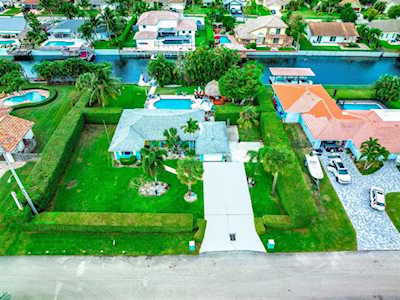 3605 S Lake Drive Boynton Beach, FL 33435