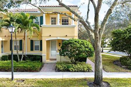 137 Rivinia Drive Jupiter, FL 33458