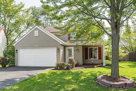 2544 Brunswick Circle Woodridge, IL 60517