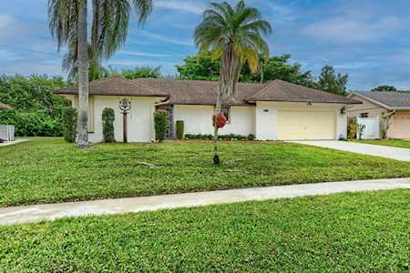 6068 Winding Brooke Way Delray Beach, FL 33484