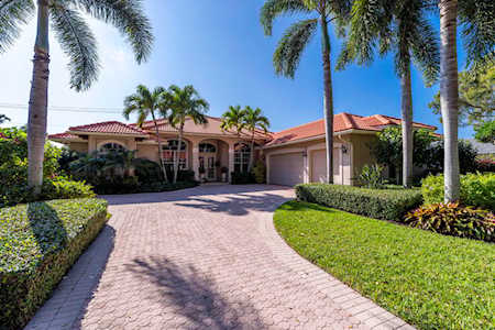 6905 Cypress Cove Circle Jupiter, FL 33458