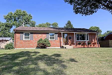 3453 Dixiana Dr Lexington, KY 40517