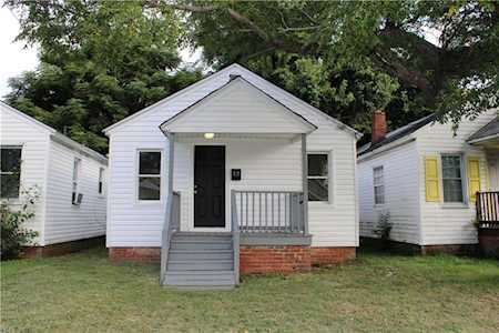 839 21st St Newport News, VA 23607
