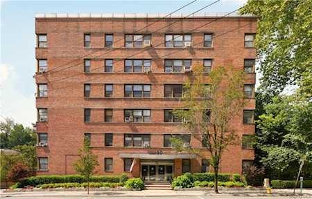 180 E Hartsdale Ave #5A Hartsdale, NY 10530