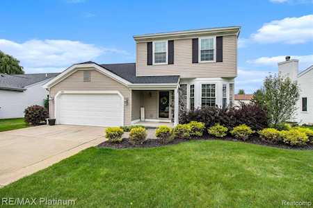 1707 Chelsea Circle Hartland Twp, MI 48843