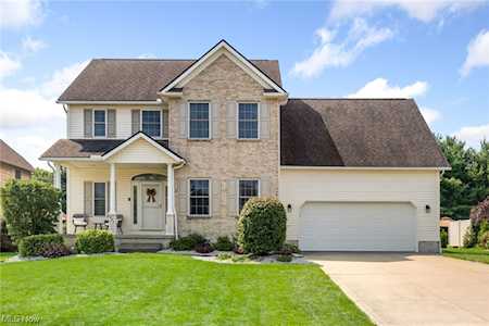 827 Archwood Rd Wadsworth, OH 44281