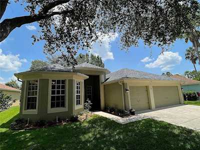 19107 Dove Creek Dr Tampa, FL 33647