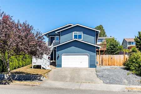 17723 Hillside Ct Arlington, WA 98223