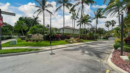 5362 NW 121st Ave Coral Springs, FL 33076
