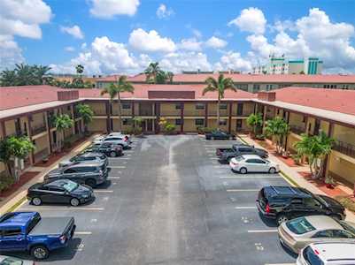10190 Imperial Point Dr W #17 Largo, FL 33774