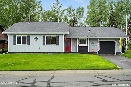 18243 Gavin Circle Eagle River, AK 99577