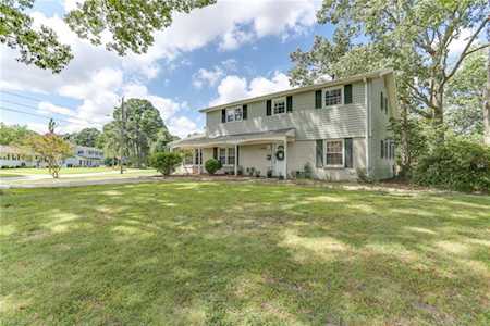 5536 War Admiral Rd Virginia Beach, VA 23462