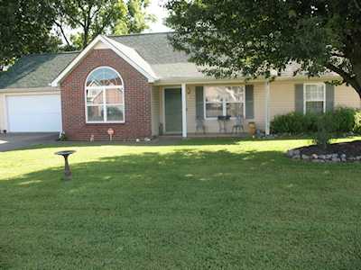 2636 Weatherford St La Vergne, TN 37086