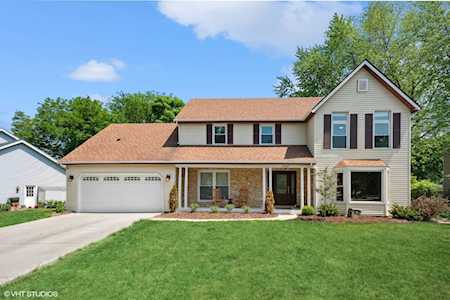 852 Buttonwood Circle Naperville, IL 60540