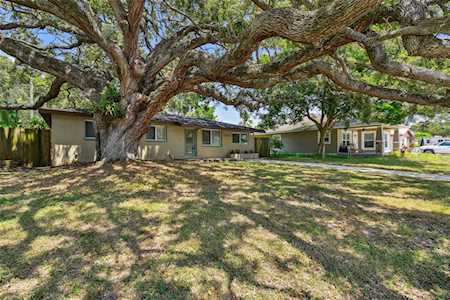 8995 Dream WAY Largo, FL 33773