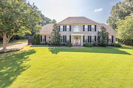 8925 Cedar Reach Cv Memphis, TN 38016