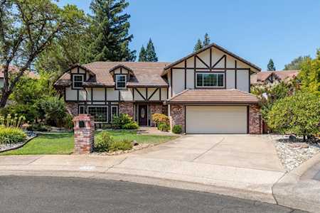 9260 Shady Tree Court Fair Oaks, CA 95628