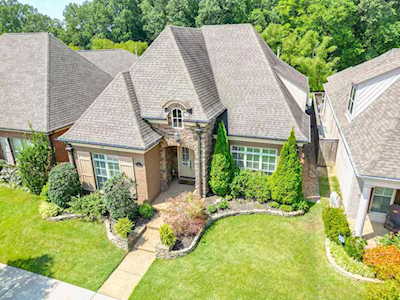 389 W Tarren Mill Cir Collierville, TN 38017