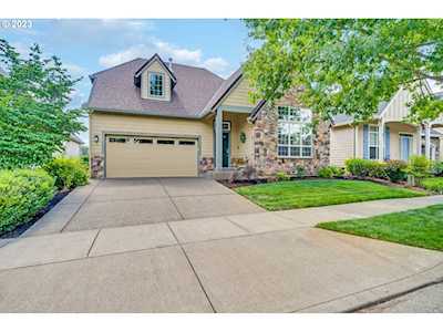 3875 E Oak Meadow LOOP Newberg, OR 97132