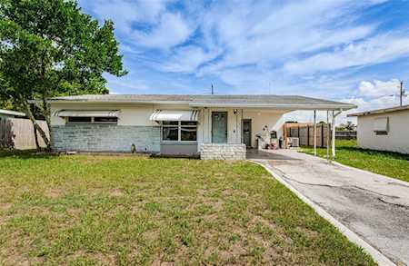 5217 Hemlock Dr New Port Richey, FL 34652