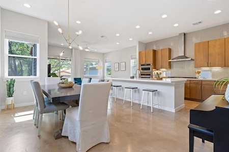 8605 Honeysuckle TRL Austin, TX 78759