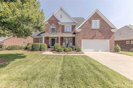 5416 Poplar Knoll Dr Matthews, NC 28105