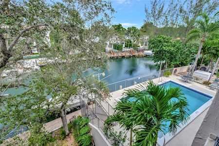 5201 Orduna Dr #14 Coral Gables, FL 33146
