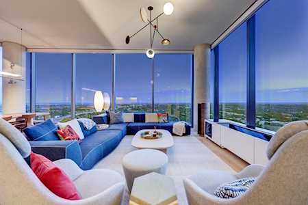 44 East Ave #4406 Austin, TX 78701