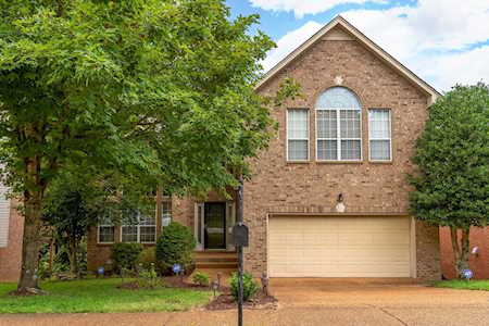 6808 Sunnywood Dr Nashville, TN 37211